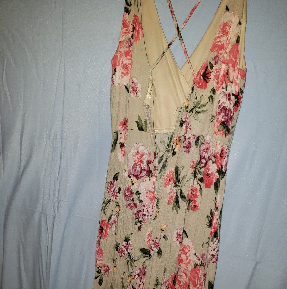 Ladies - Picture 4 of 5
